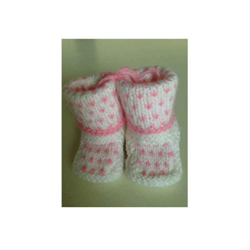 slofjes wit met roze stipjes